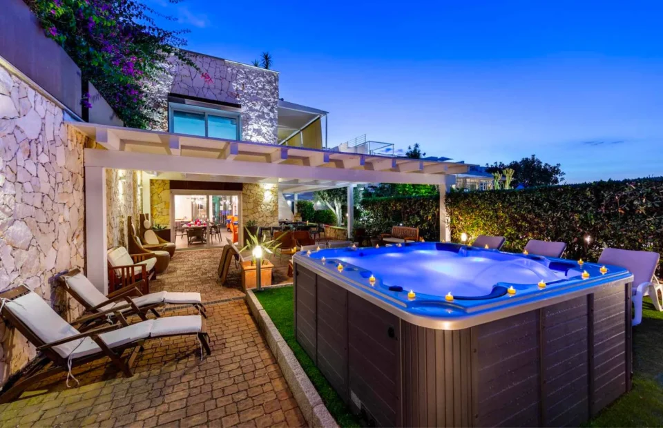 Hot tubs
