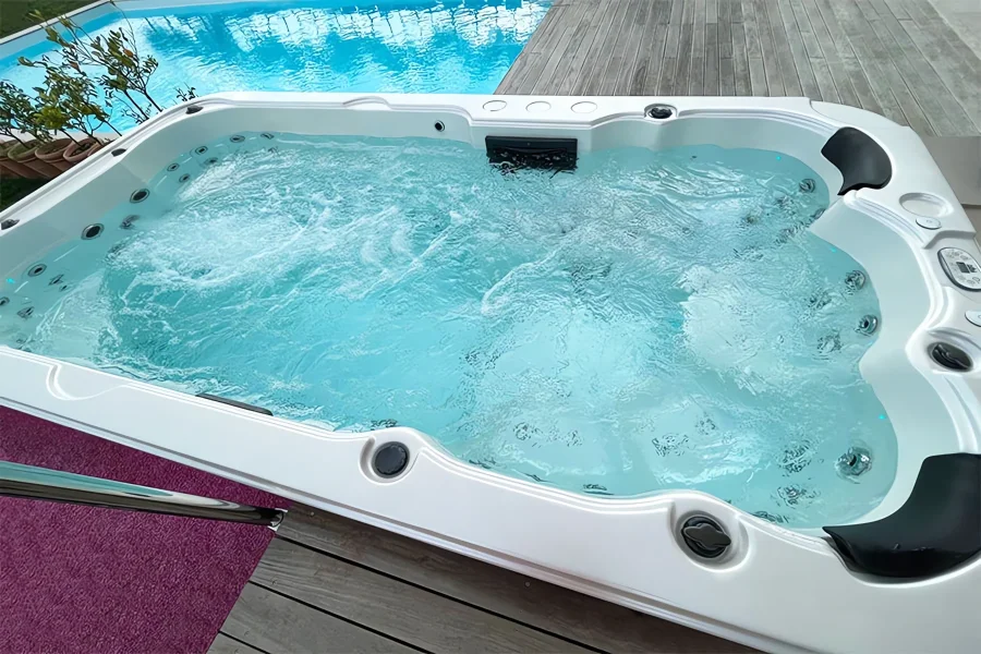 BL-821 Vista Piscina