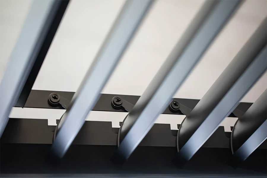 BL-910 Motorized Louvered Roof Opening Detail