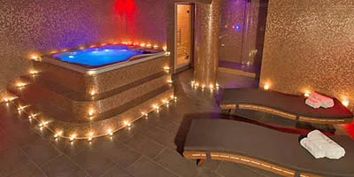 Wellness centre with Beauty Luxury hydrotherapy pools
