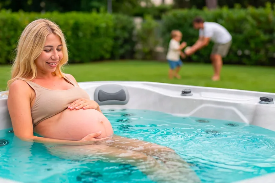Hot Tub While Pregnant: What the Data Says