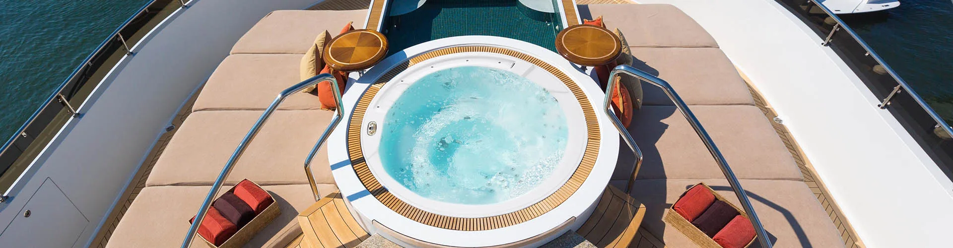 Marina hydromassage mini pool on a yacht — view 5