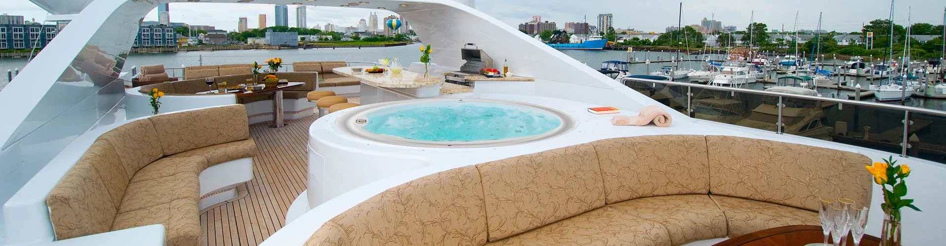 Marina hydromassage mini pool on a yacht — view 4